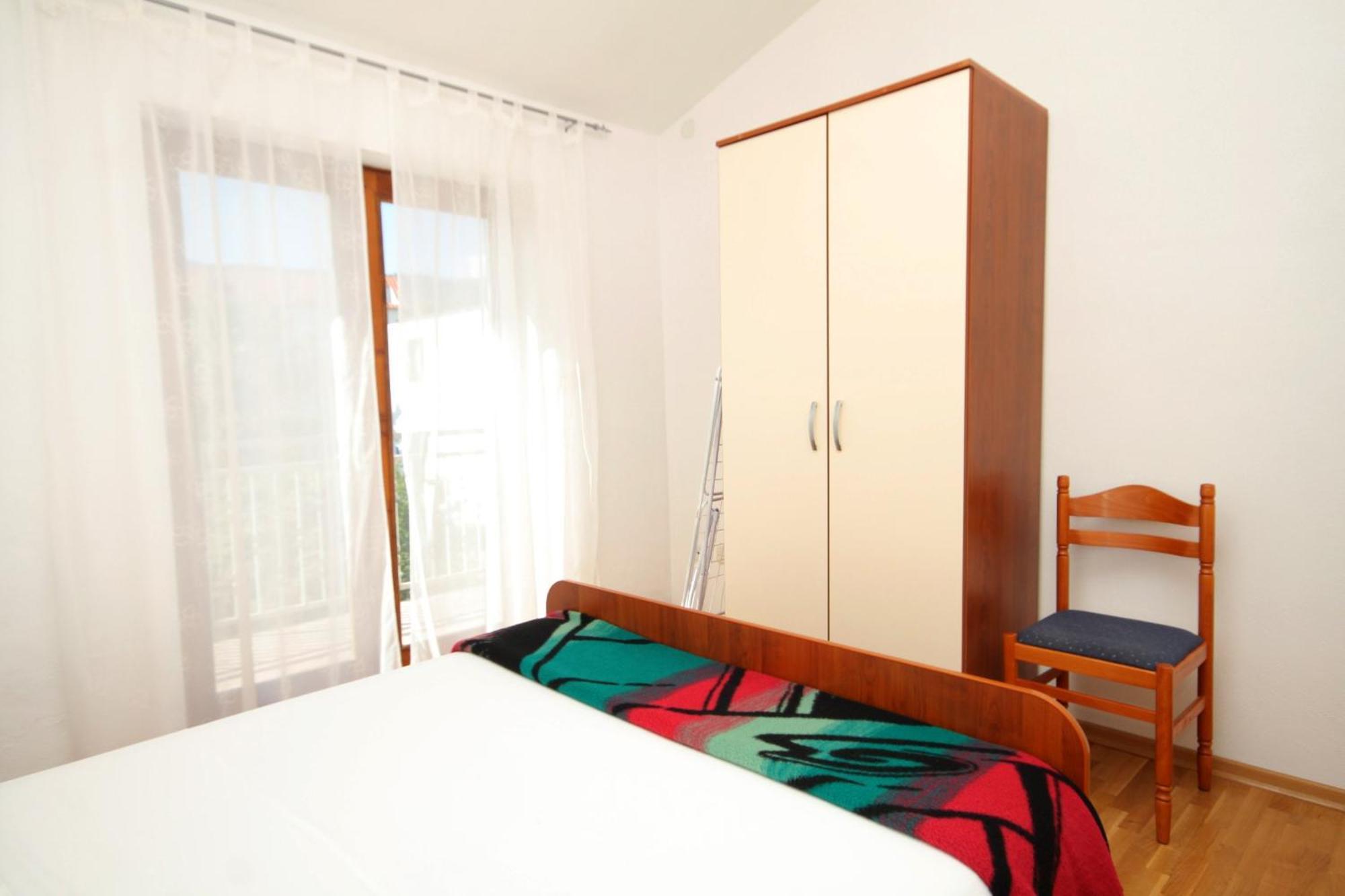Apartments With A Parking Space Jelsa, Hvar - 8765 Jelsa  Room photo